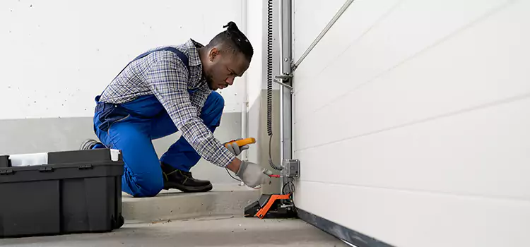 Expert Solutions for Every Garage Lock Need in Manhattan Beach, CA