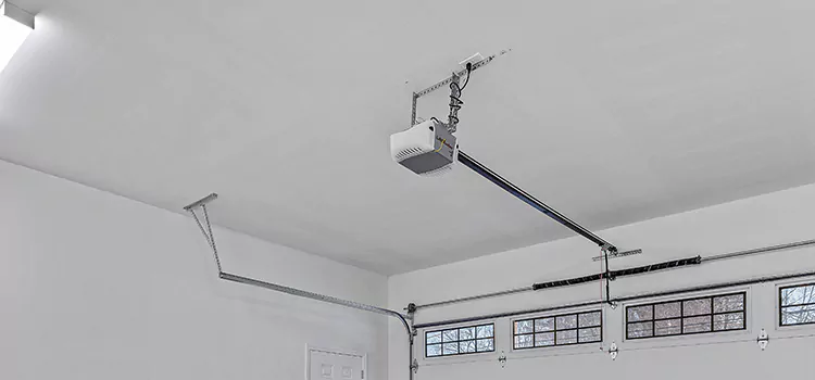Experienced Garage Door Installers Manhattan Beach